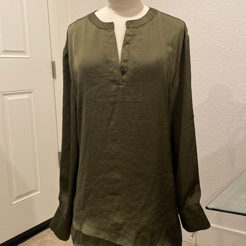 Philosophy Woman  Republic clothing‎ beautiful shines blouse